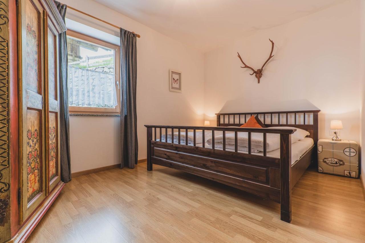 Ferienwohnungen Wiesbauer Schenna Buitenkant foto