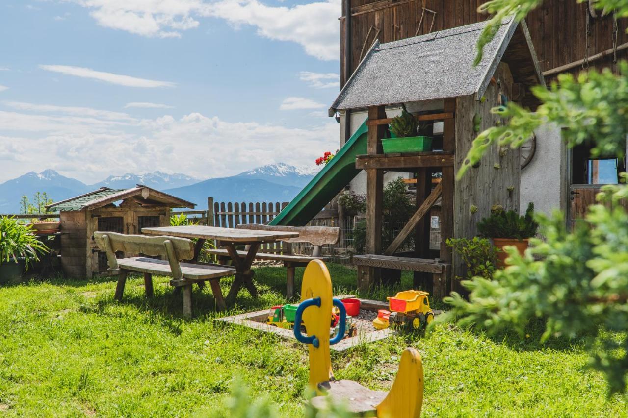 Ferienwohnungen Wiesbauer Schenna Buitenkant foto